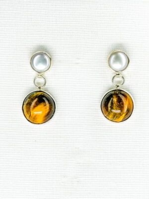 aretes-de-plata-perla-y-ojo-de-tigre-piedra-de-luna-joyeria